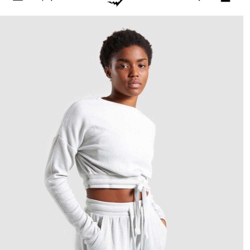 Gymshark relaxed crop sweater